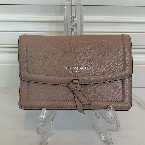 Kate Spade Knott Small Flap Crossbody - Picture 1 of 3